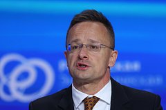 Евросоюз обвинили в попытке сорвать встречу Путина и Трампа