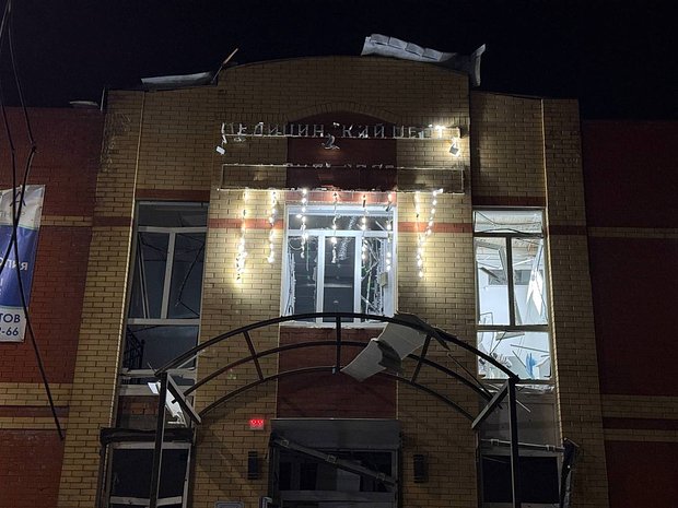 Губернатор опубликовал кадры разрушений после воздушной атаки ВСУ на российский регион