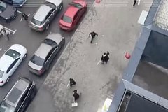 Полиция установит обстоятельства драки с палками и лопатами в московском ЖК