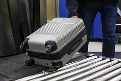 Депутат Рады заявил о массовой миграции украинцев в Россию ради безопасности